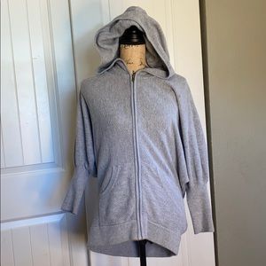 Lucy Women's Hoodie Sweater Grey Size Medium